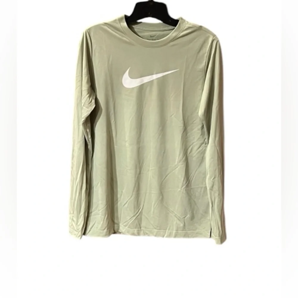 NWT Nike Boys Legend Swoosh Dri-Fit Long Sleeve Training Tee Shirt